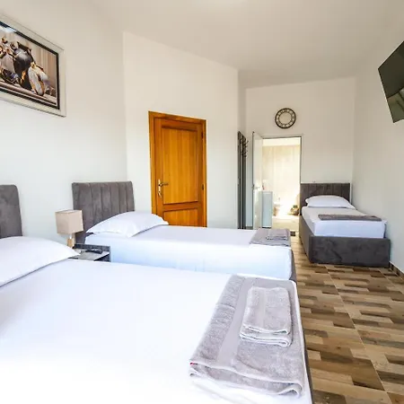 Daydream Apartment *